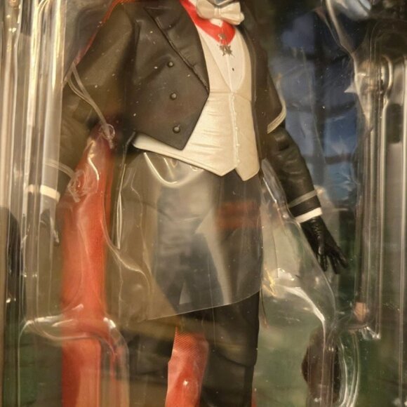 The Munsters Count Figure - Picture 3 of 6